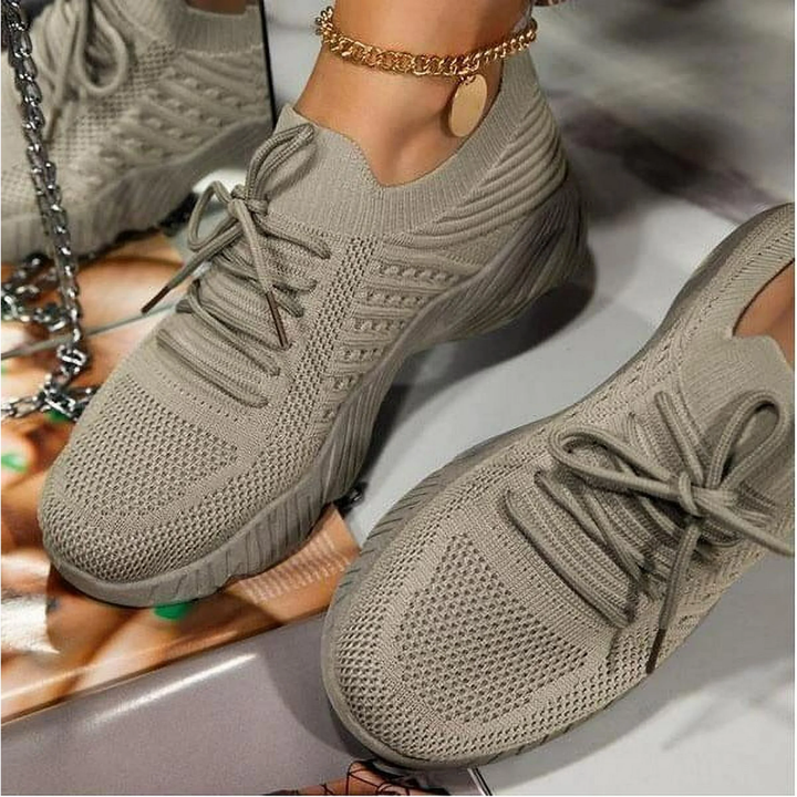 Lélegző női chunky sneaker fűzős – Saphira