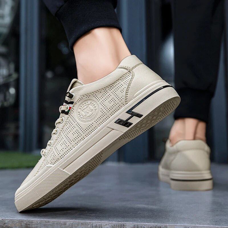 Férfi sneaker perforált bőrből, könnyű kivitelben – Ethan