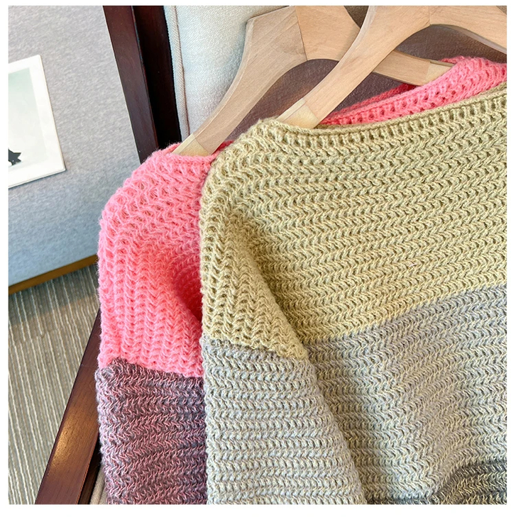 Női oversize kötött pulóver patchwork mintával – Melina