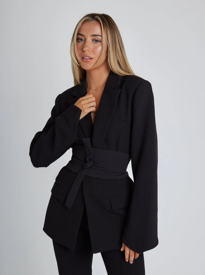 Női blézer övvel – Valeria