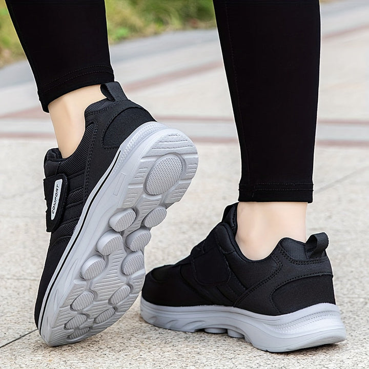 Kényelmes sportcipők tépőzárral - EasyStride