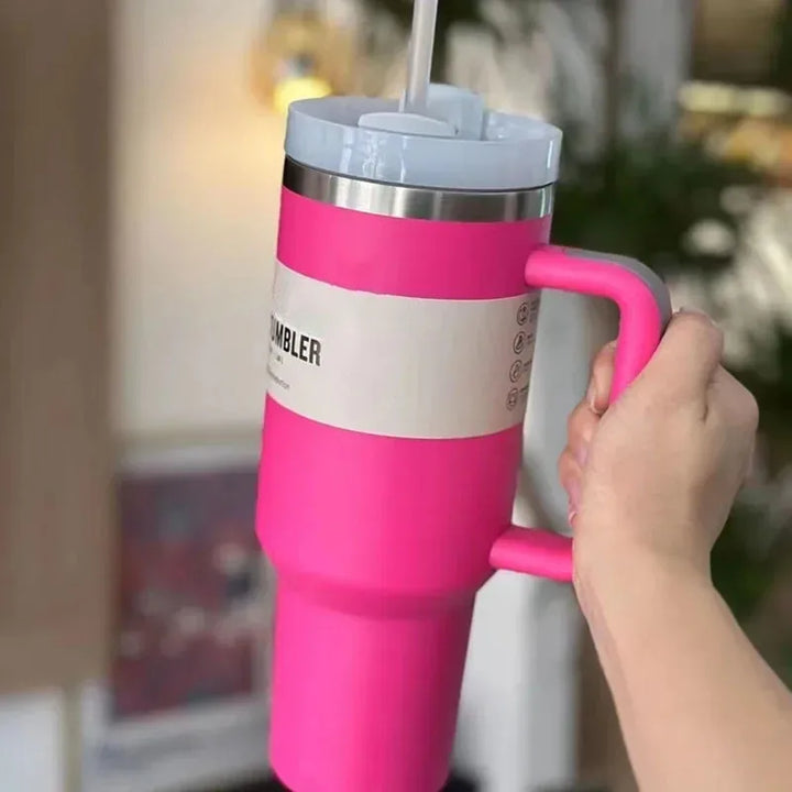 Vákuum Szigetelt Kupa Fedéllel és Szívószállal - ThermoTumbler