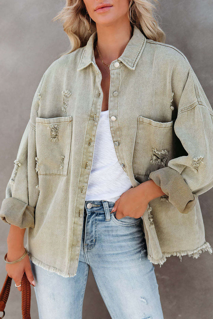 Denimdzseki karakterrel – Leona