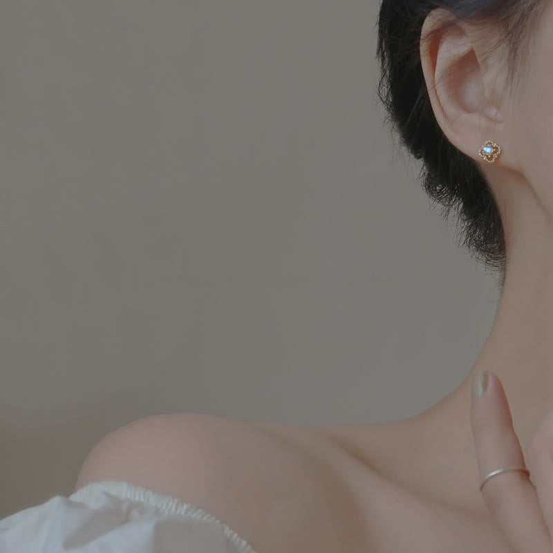 Finom vintage fülbevalók opállel - Seraphina