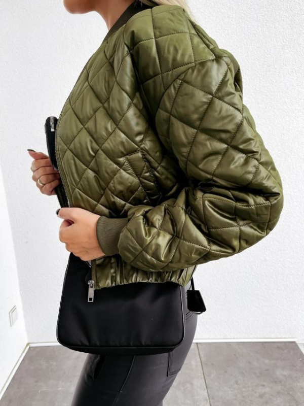 Táskákkal ellátott női bomber dzseki – Marisa