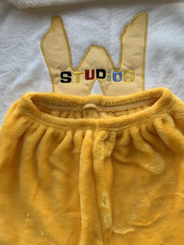 Női flanel pizsama szett hímzéssel és kerek nyakkivágással ősz/tél – Alissa