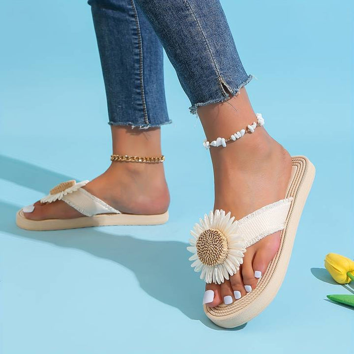Boho bebújós szandál virágdísszel – Marivi