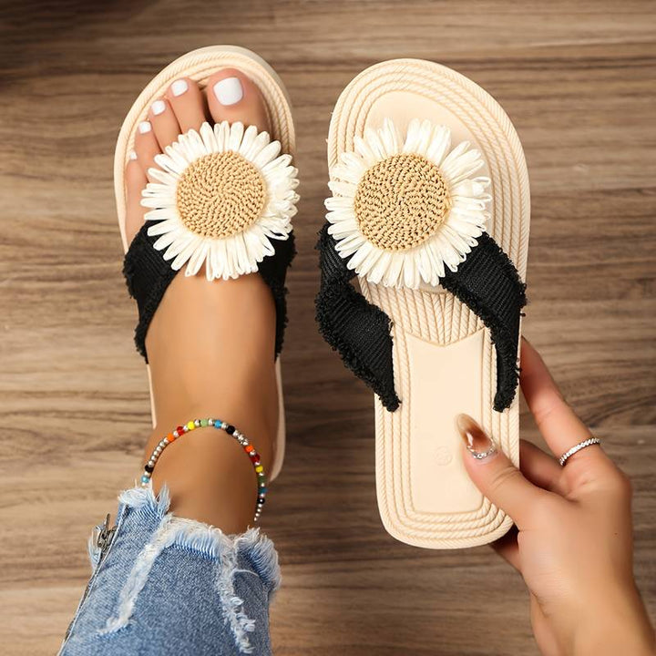 Boho bebújós szandál virágdísszel – Marivi