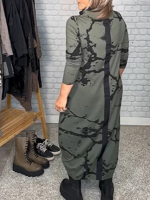 Ruha Hosszú Ujjakkal és Retro Mintával – Livienne