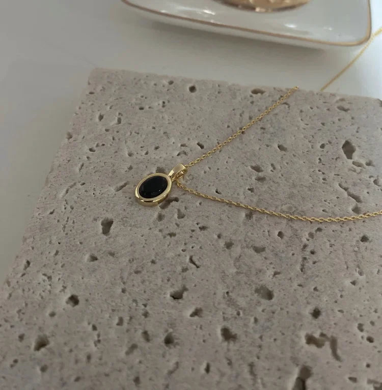 Fekete Onyx és Gyöngy Réteges Nyaklánc - Aria