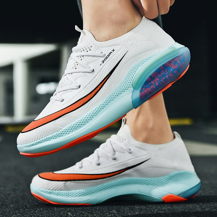 Trendi és kényelmes férfi sneaker rugalmas talppal – Orion