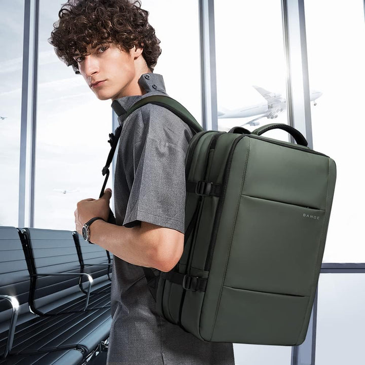 Bővíthető 26–45L vízálló utazó hátizsák laptop rekesszel és sporttáska fogantyúval