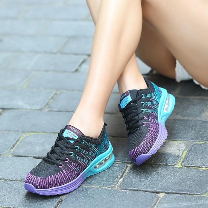 Trendi ortopédiai hétköznapi sneaker nőknek - Liva