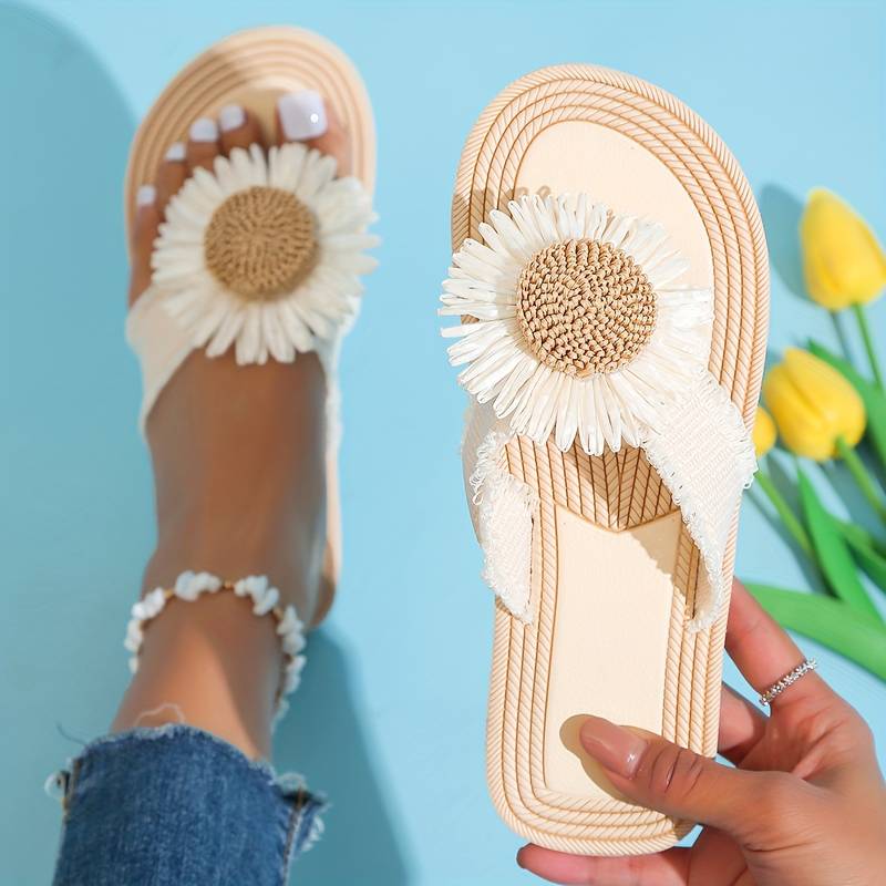 Boho bebújós szandál virágdísszel – Marivi
