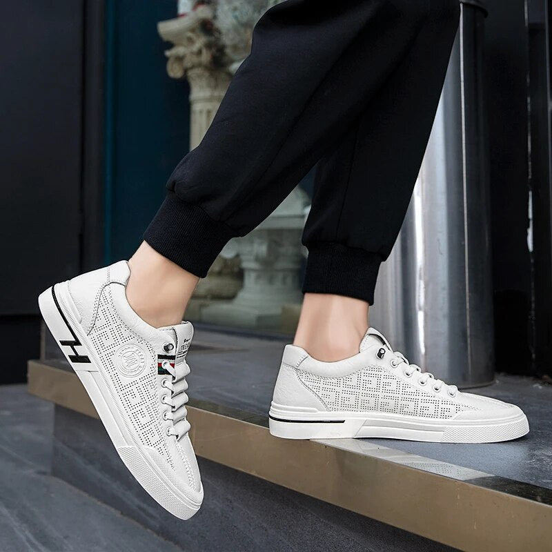 Férfi sneaker perforált bőrből, könnyű kivitelben – Ethan