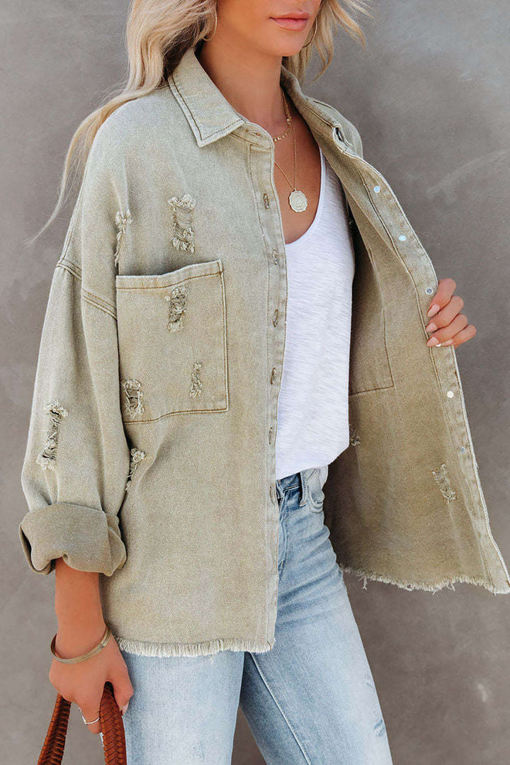 Denimdzseki karakterrel – Leona