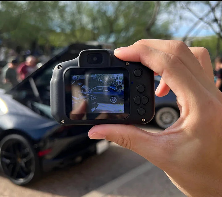 Vintage fényképezőgép egyedi emlékekhez - RetroPix