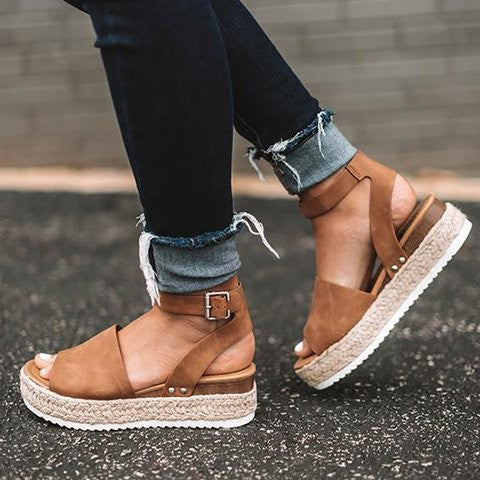 Hölgymintás Plateau-Espadrille szandál magassarkúval és pánttal – Livia