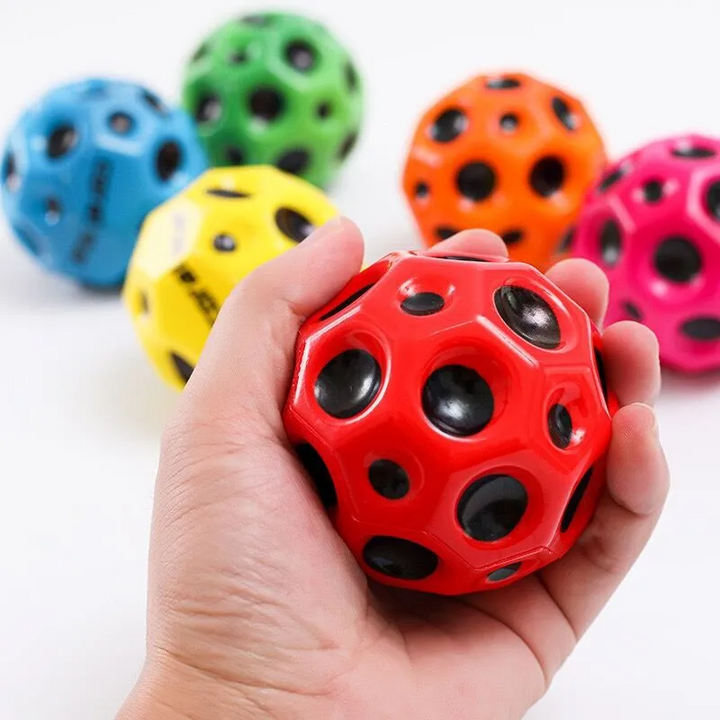 Lassan Visszaforduló Bouncy Labda - LunarBounce