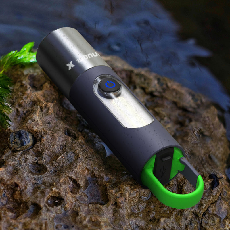 Zoomolható LED-Zseblámpa - PowerBeam