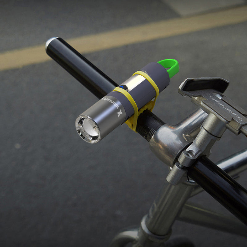 Zoomolható LED-Zseblámpa - PowerBeam