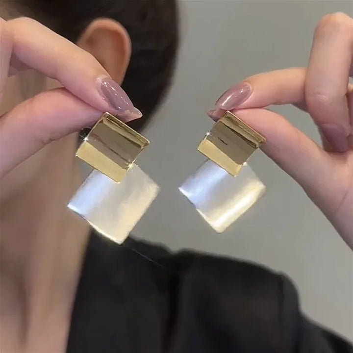 Stílusos Clash Fülbevalók - Aria