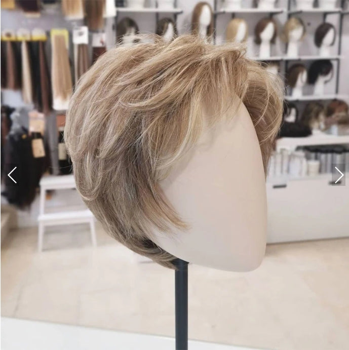 Gyors Clip-in Hajhosszabbítás Rövid Hajra – Zuri