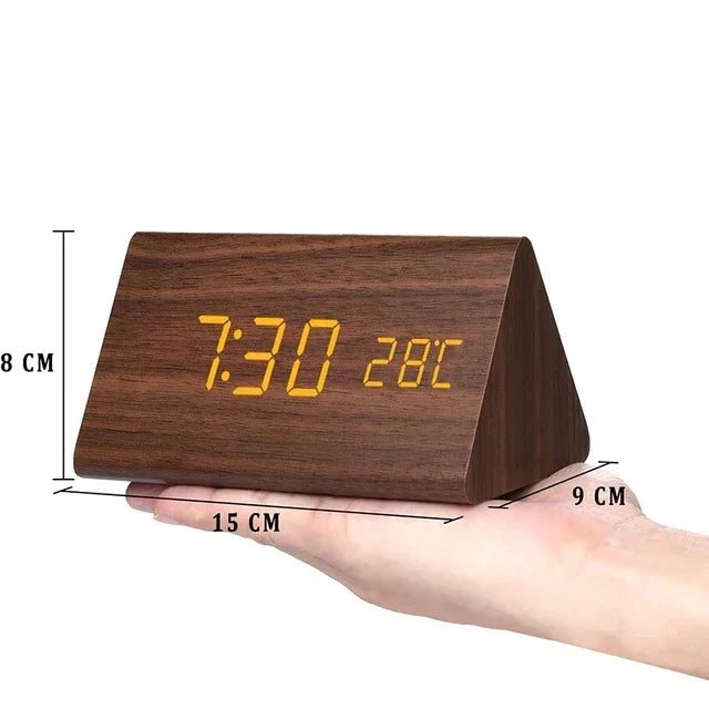 Fa LED Óra Hangosvezérléssel - EcoClock