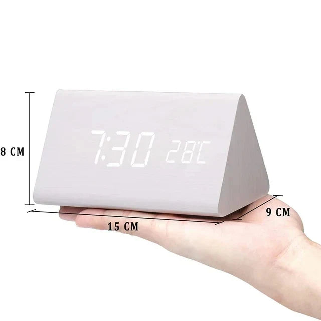 Fa LED Óra Hangosvezérléssel - EcoClock