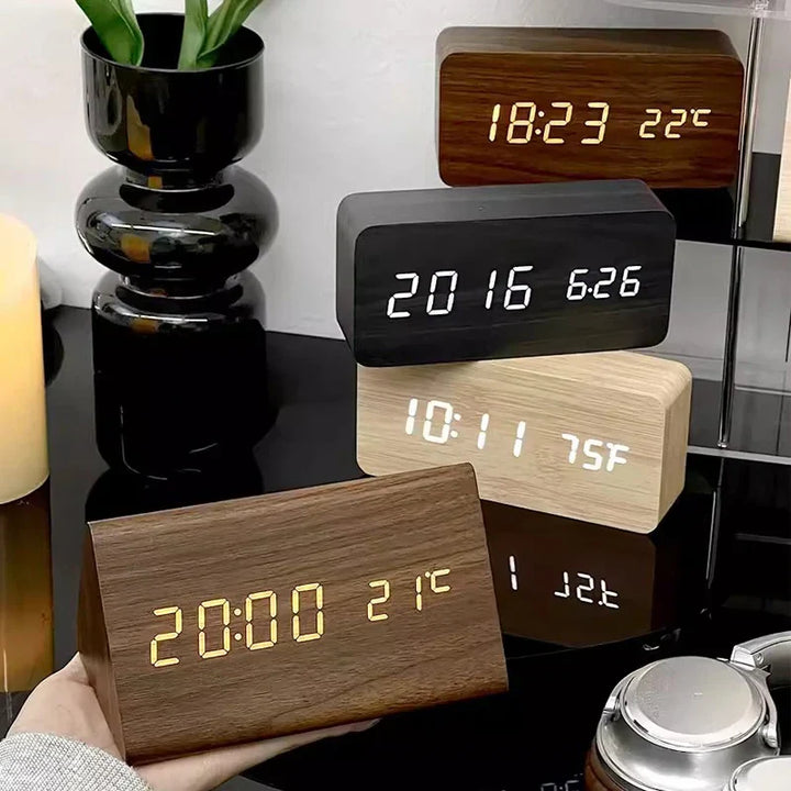 Fa LED Óra Hangosvezérléssel - EcoClock