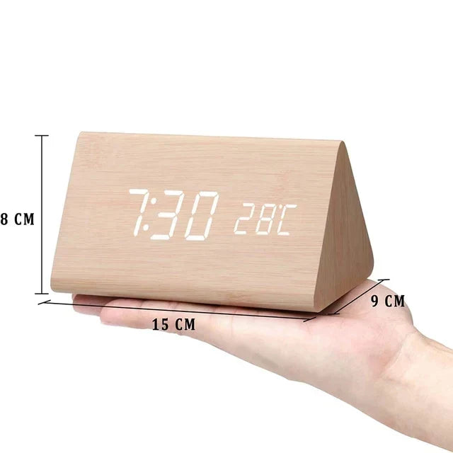 Fa LED Óra Hangosvezérléssel - EcoClock