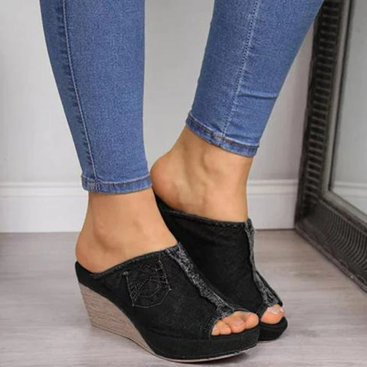 Női denim szandál, emelt talppal – Elisabetta