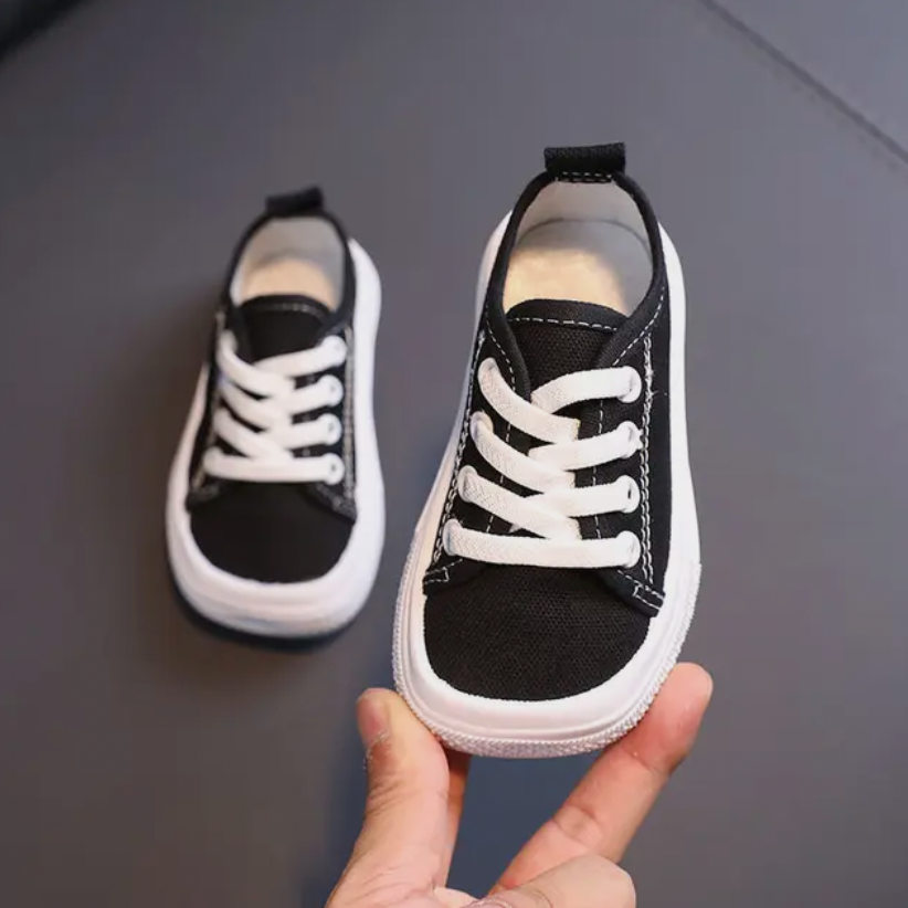 Ergonomikus Barefoot Cipők Gyerekeknek - FlexiSteps