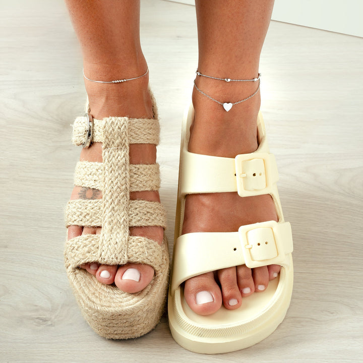 Stílusos Szív Karperec - Fiora