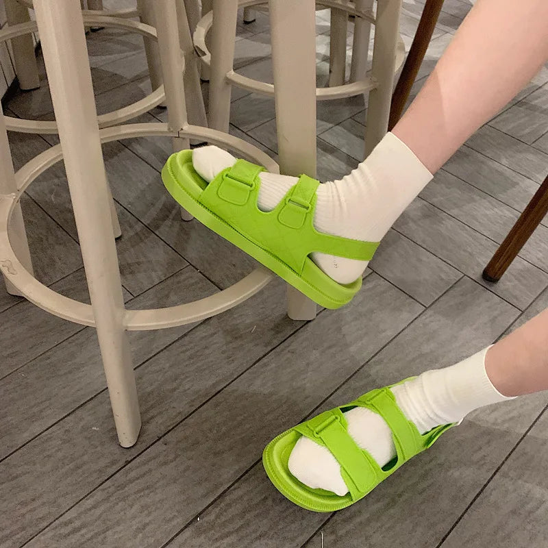 Trendi platform sandalok koreai stílusban nőknek – Alina