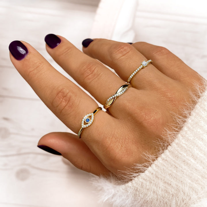 Stílusos Gyűrű Csillogó Zirkóniával - Sienna