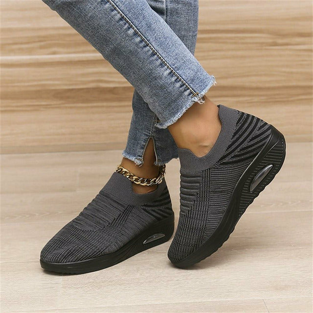 Ergonomikus mesh tornacipő női – Alina