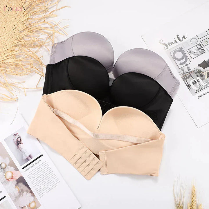 Pánt nélküli push-up melltartó lifting hatással – Elina