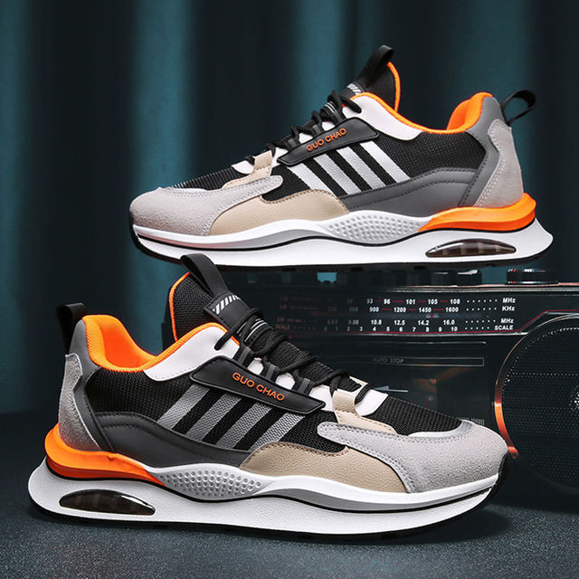 Sportos Kényelmes Férfi Sneaker - Milan