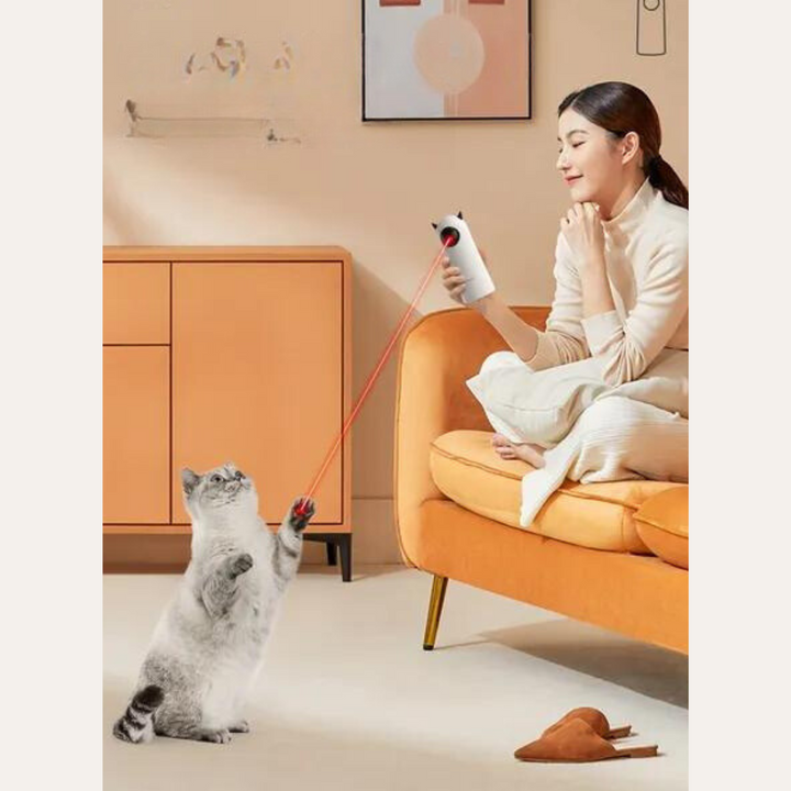 Interaktív lézer macskajáték - LaserPaw