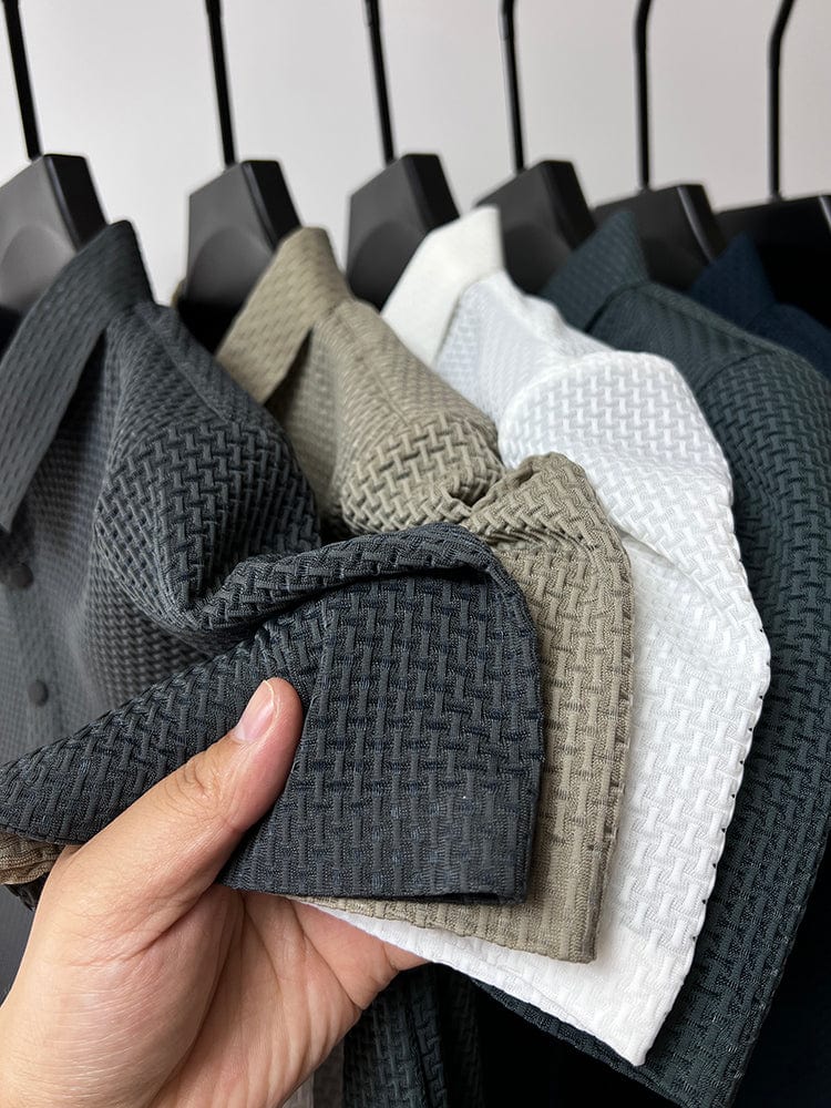 Légáteresztő férfi póló, hálós részletekkel és slim fit – Milan