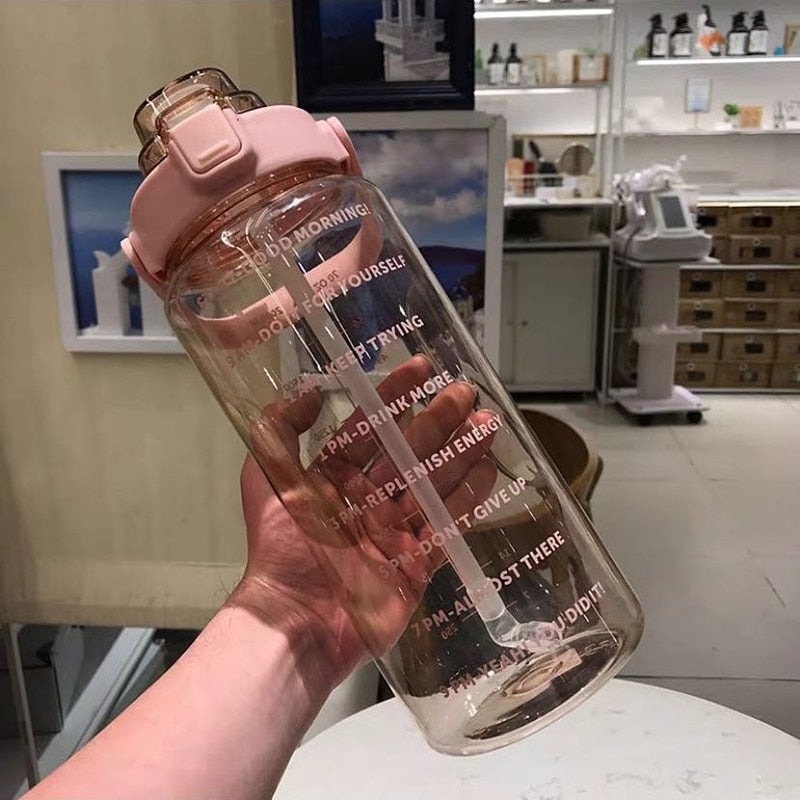 2L Motiváló Vízpalack Időjelzőkkel - HydroMotivator