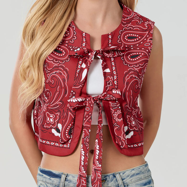 Y2K piros bandana fazonú megkötős crop top – Liora