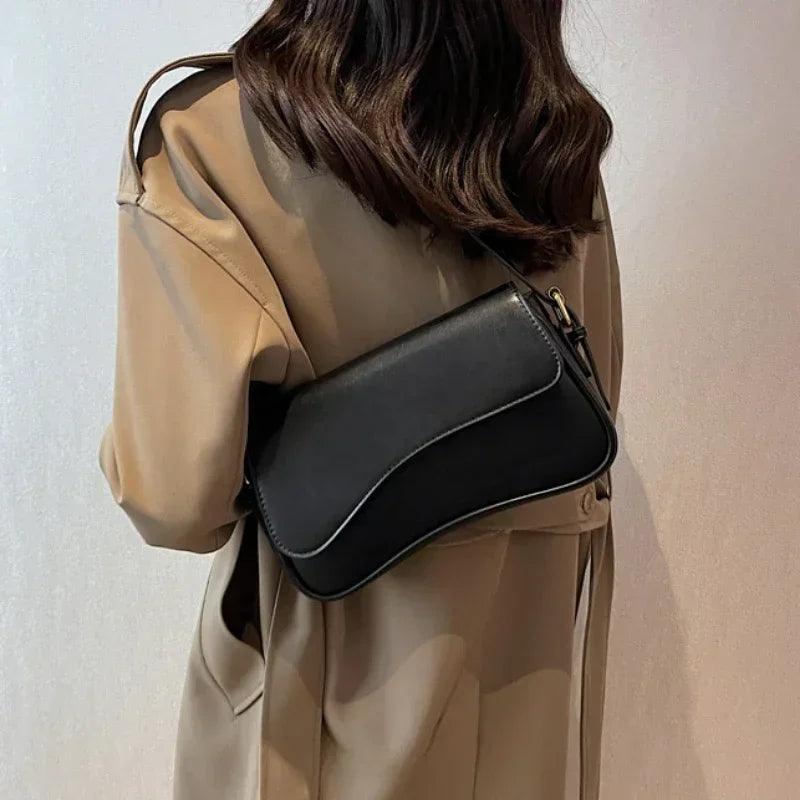 Kompakt Női Válltáska - Sophia