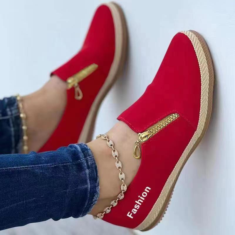 Komfortos Slip-On sneaker nőknek – Lina