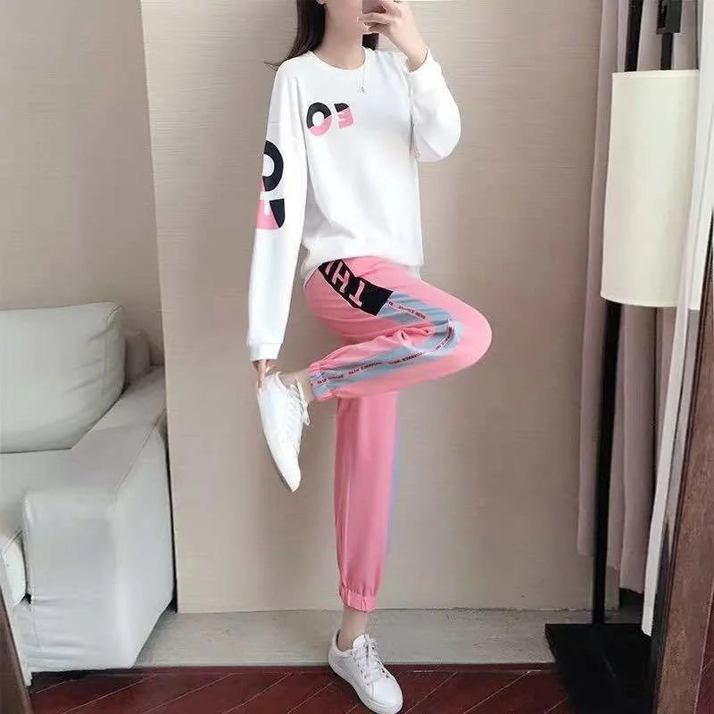 Női edző együttes, kétrészes szett pulóverrel és nadrággal – Leona