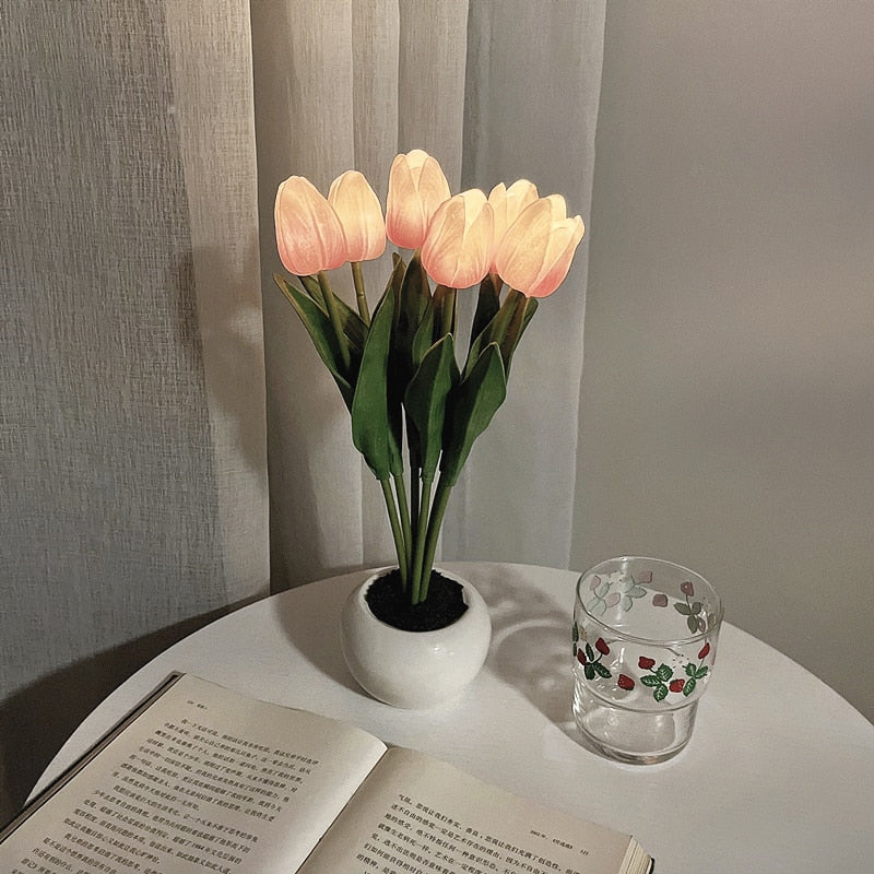 Tulipán Éjjeli lámpa - LumiTulip