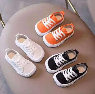 Ergonomikus Barefoot Cipők Gyerekeknek - FlexiSteps