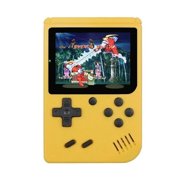 Gelbe Retro-Handheld-Konsole mit Spiel auf Bildschirm, Steuerkreuz und Tasten, tragbare Spielekonsole.