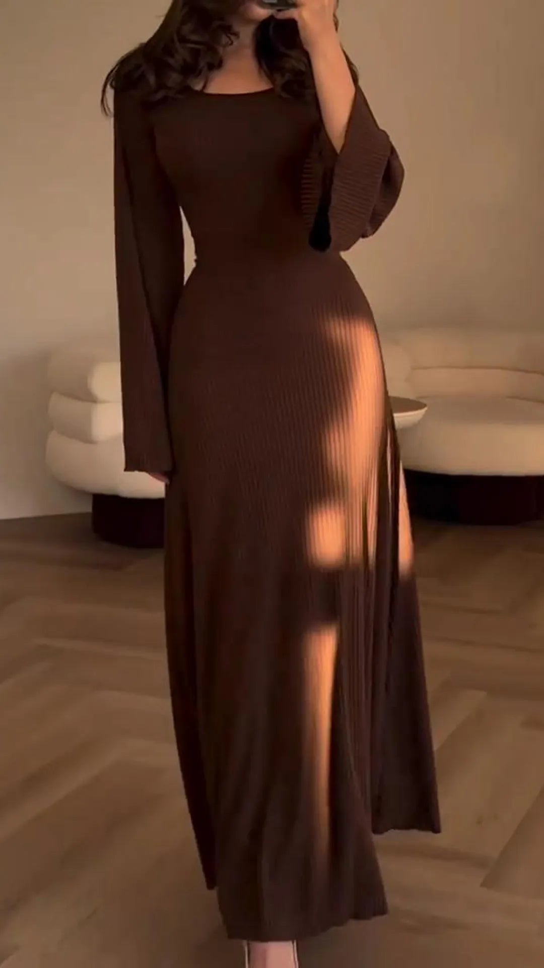 Elegáns Bodycon maxiruha fűzéssel – Valencia